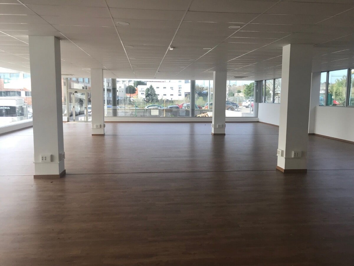 Alcobendas, MAD 28100 -  -  - Interior Photo - Image 2 of 4