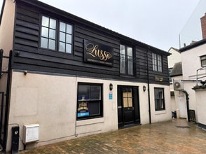 10 Little Square, Braintree to rent Building Photo- Image 1 of 6