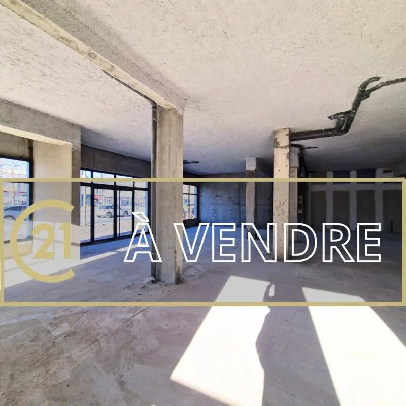 Retail in Caen for sale Interior Photo- Image 1 of 2