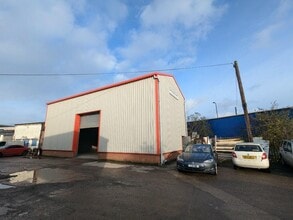 Trafford Park Rd, Manchester to rent Building Photo- Image 1 of 7