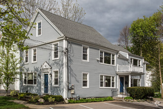 128 School St, Walpole, MA for sale Primary Photo- Image 1 of 1