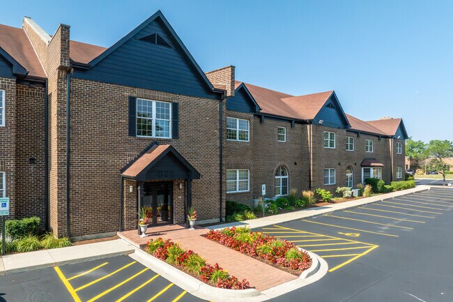 More details for 825 E Golf Rd, Arlington Heights, IL - Mixed-use to Rent