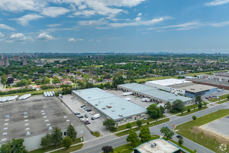 67 Westmore Dr, Toronto, ON for sale - Aerial - Image 2 of 39