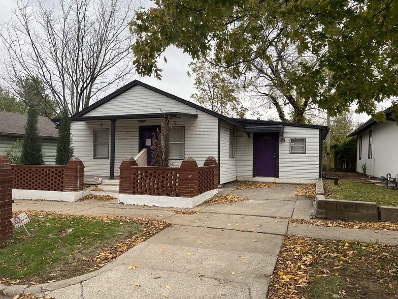 320 S Trenton Ave, Tulsa, OK for rent - Primary Photo - Image 1 of 7