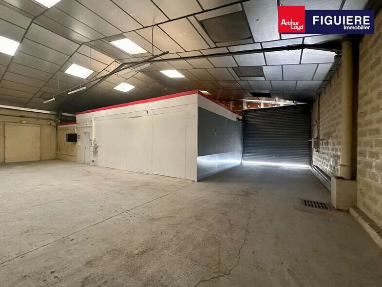 865 Avenue Henri Rodari, Aix-en-Provence to rent - Interior Photo - Image 3 of 12