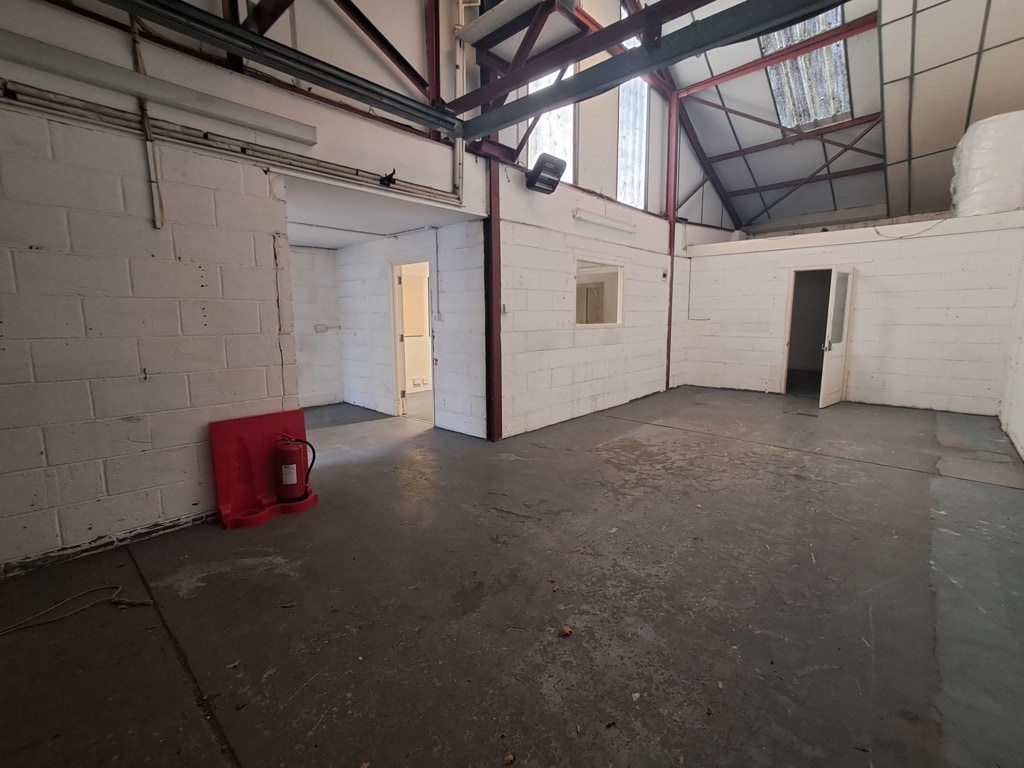 31 Neville Rd, Croydon to rent Interior Photo- Image 1 of 4