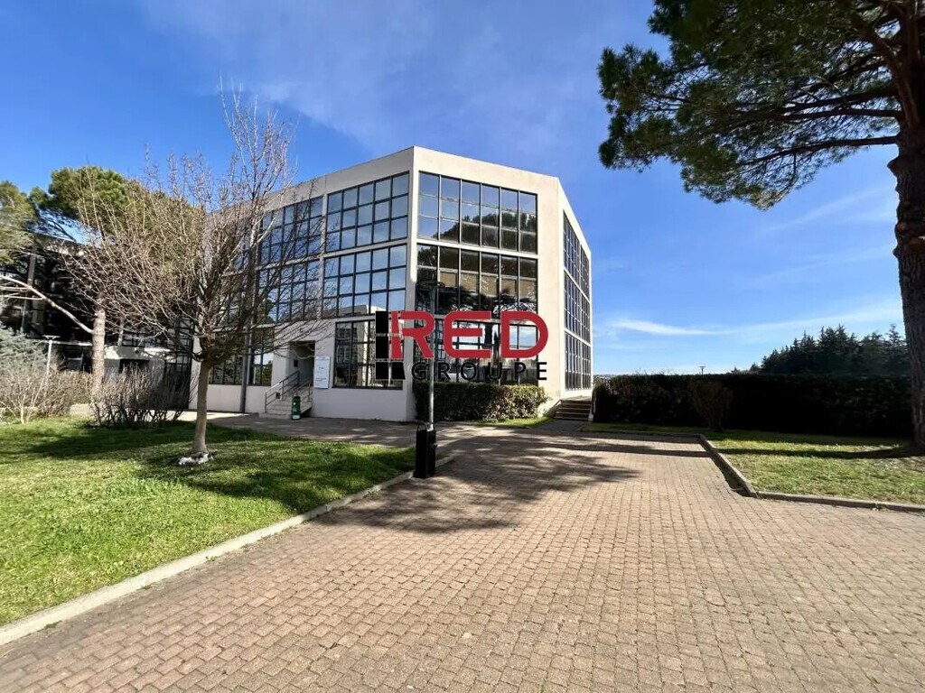 Vente Bureaux 164 m² - Photo 1