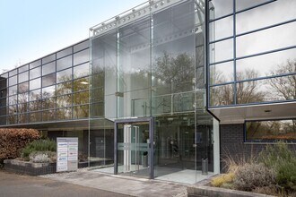 Royston Rd, Cambridge to rent Building Photo- Image 1 of 14