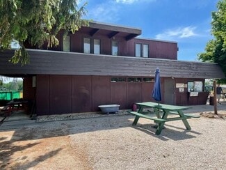 More details for 4209 Green Bay Rd, Kenosha, WI - Leisure for Sale