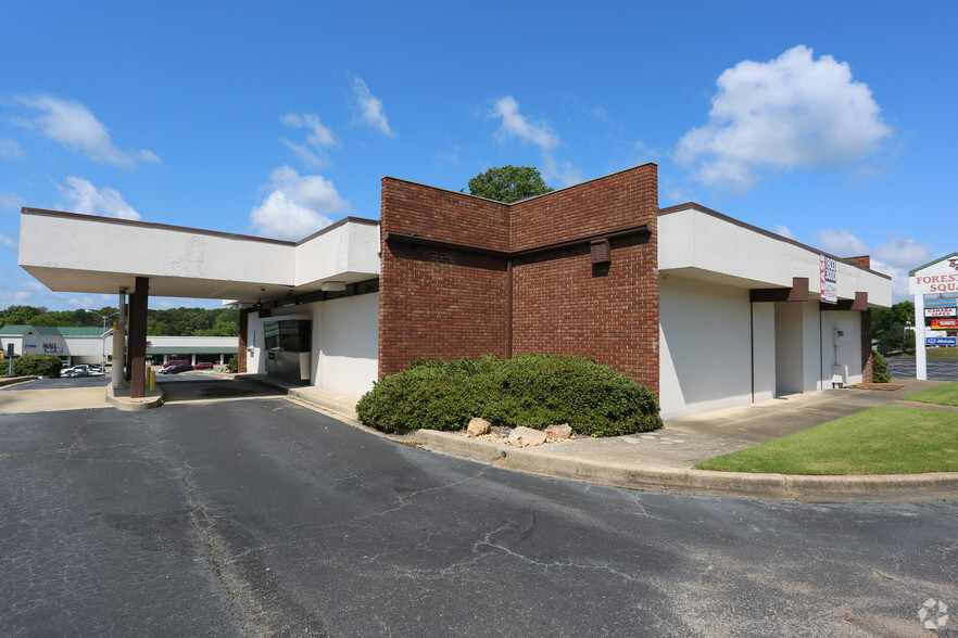 1200 Forestdale Blvd, Birmingham, AL for sale - Building Photo - Image 2 of 3