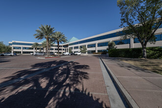 8800 N Gainey Center Dr, Scottsdale, AZ for rent Building Photo- Image 1 of 8