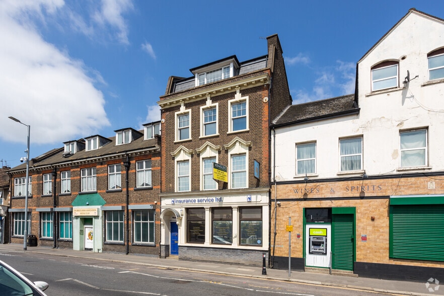 148 Dock Rd, Tilbury for sale - Primary Photo - Image 1 of 1