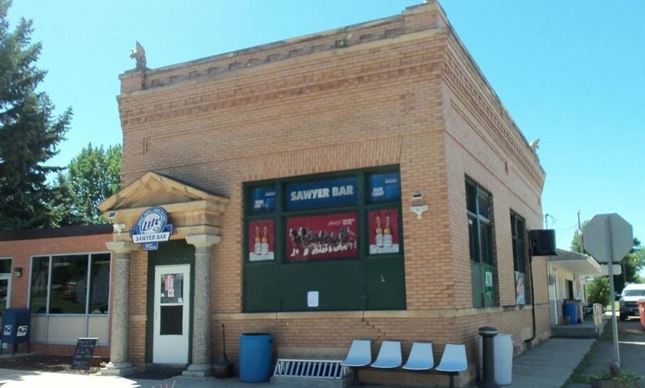 10 S Main St, Sawyer 58781 UK