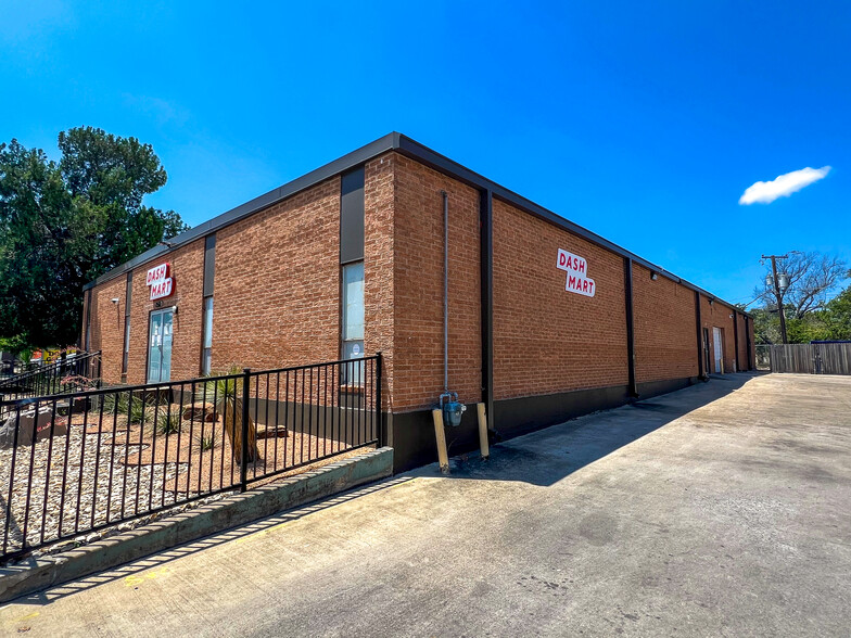 2512 Hemphill St, Fort Worth, TX for sale - Building Photo - Image 2 of 16