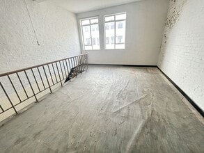 117-123 King St, South Shields to rent Interior Photo- Image 2 of 7