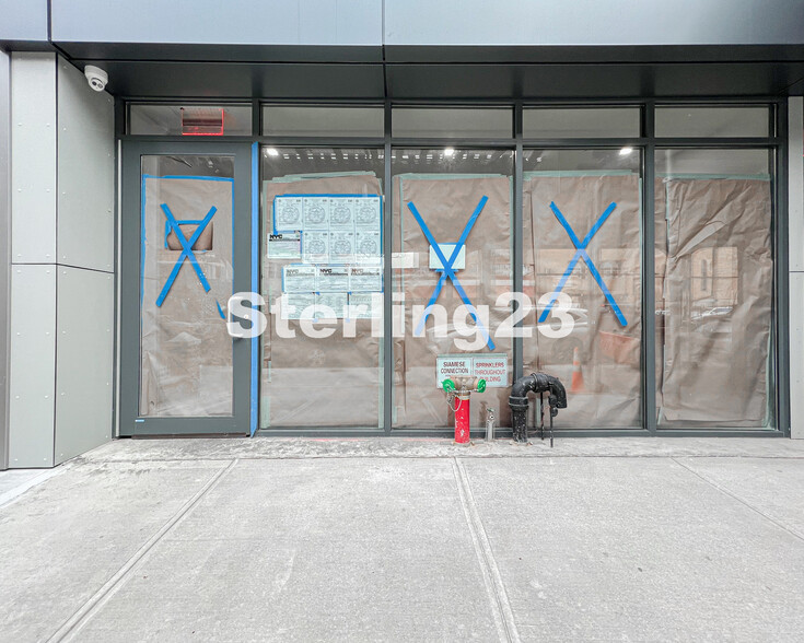 30-41 31st St, Astoria, NY for rent - Building Photo - Image 1 of 15