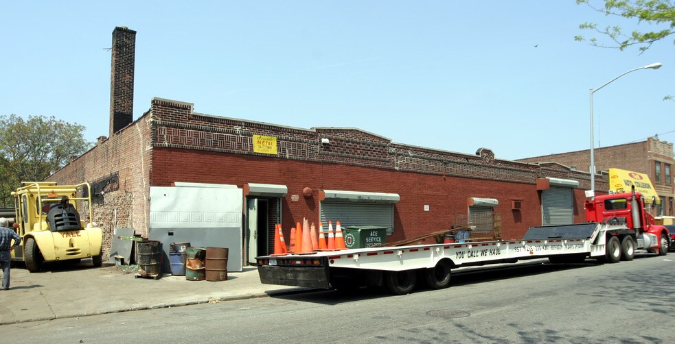 98-114 Berriman St, Brooklyn, NY for sale - Primary Photo - Image 1 of 10