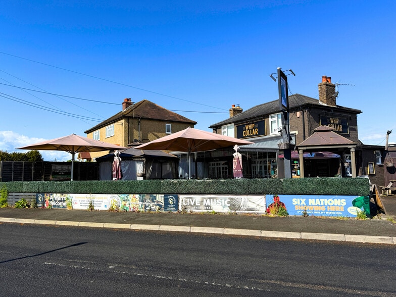 135 Swallow St, Iver for sale - Building Photo - Image 3 of 7