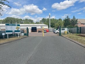 Sommerfield Rd, Telford to rent Building Photo- Image 2 of 5