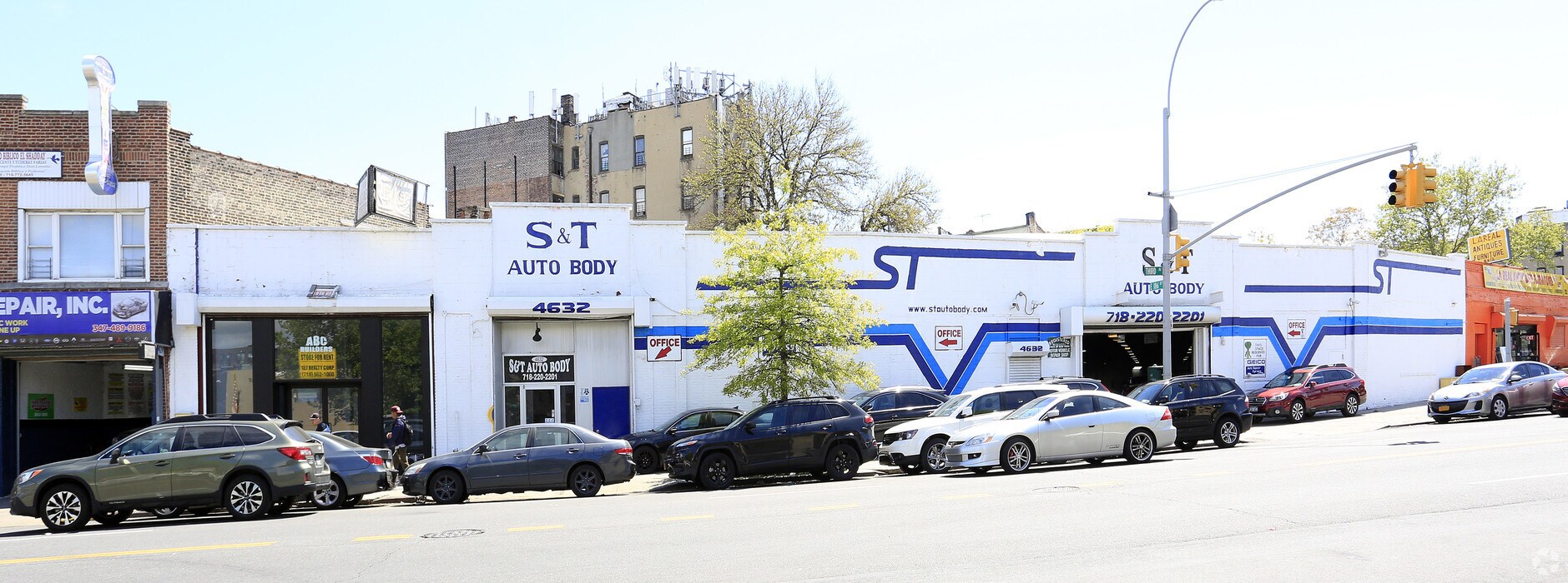 4632 3rd Ave, Bronx, NY 10458 UK