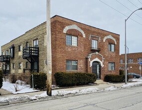 5502 W Burnham St, West Milwaukee, WI for sale Primary Photo- Image 1 of 1