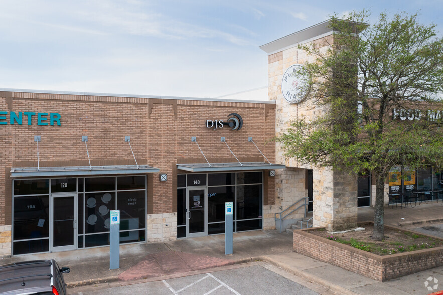 12221 Riata Trace Pky, Austin, TX for rent - Building Photo - Image 3 of 7