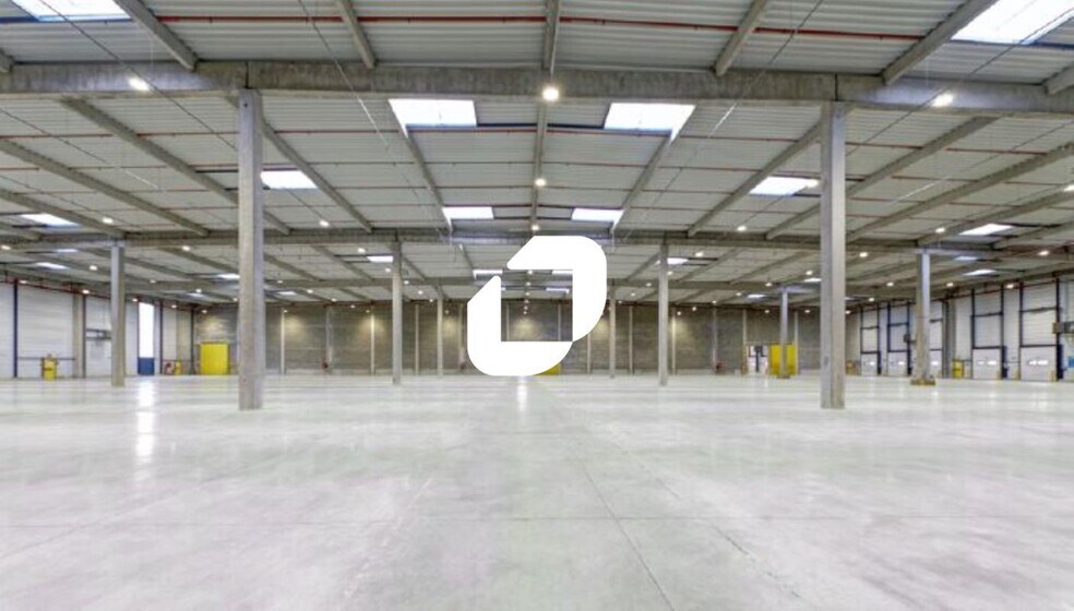 Industrial in Marly-la-Ville to rent - Building Photo - Image 3 of 9