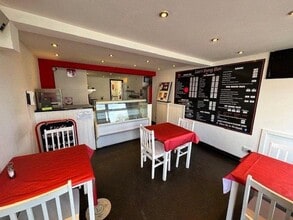 47 Scot Ln, Wigan to rent Interior Photo- Image 2 of 6