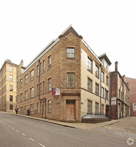 2 Burnett St, Bradford for sale - Primary Photo - Image 1 of 1