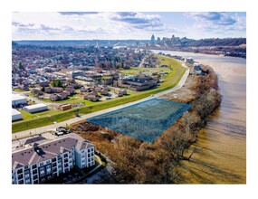 737 Manhattan Blvd, Dayton, KY for sale Primary Photo- Image 1 of 1