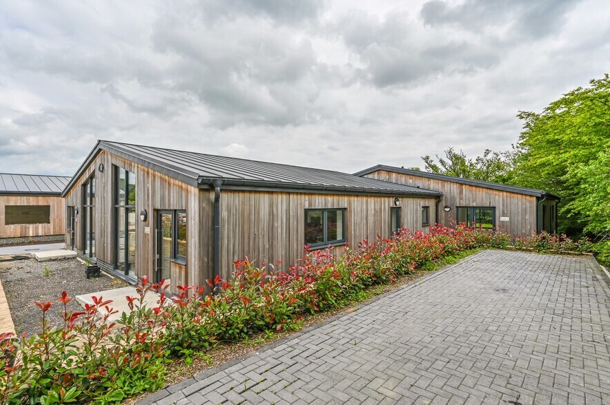 Ashford -1, Tenterden to rent - Building Photo - Image 3 of 3