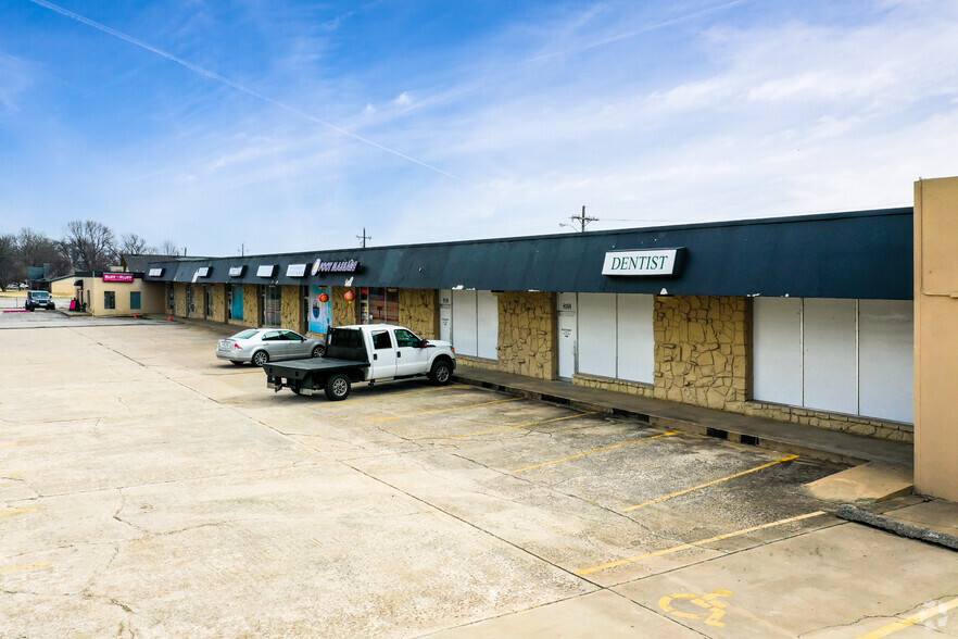 8108 E Memorial St, Bixby, OK for rent - Building Photo - Image 2 of 8