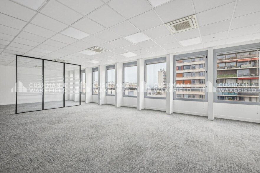 73-77 Rue De Sèvres, Boulogne-Billancourt to rent - Interior Photo - Image 3 of 15