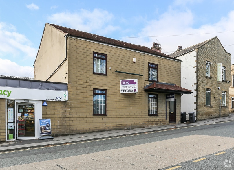 4-5 Greenside, Cleckheaton for sale - Primary Photo - Image 1 of 1