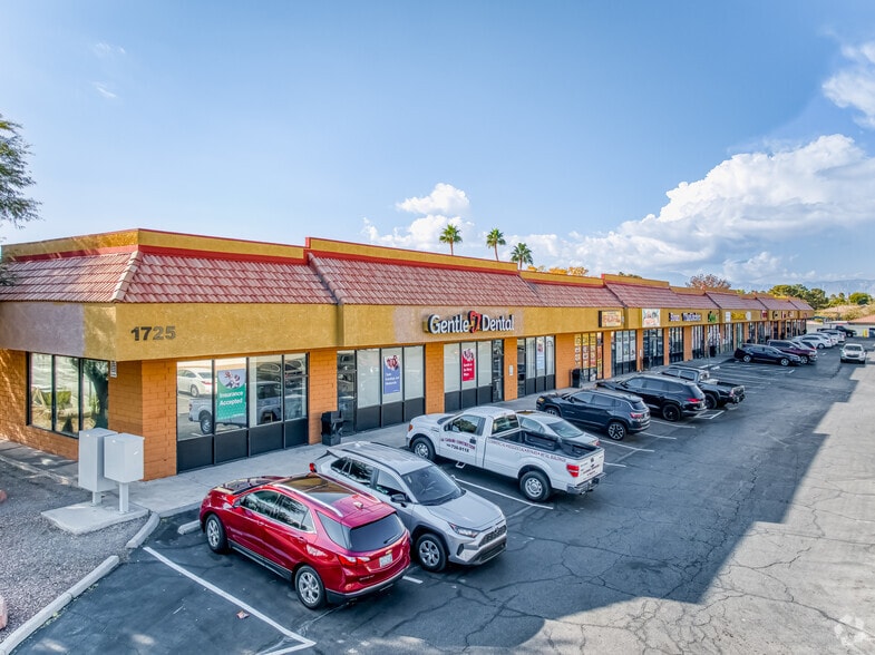 1725 E Warm Springs Rd, Las Vegas, NV for sale - Primary Photo - Image 1 of 33