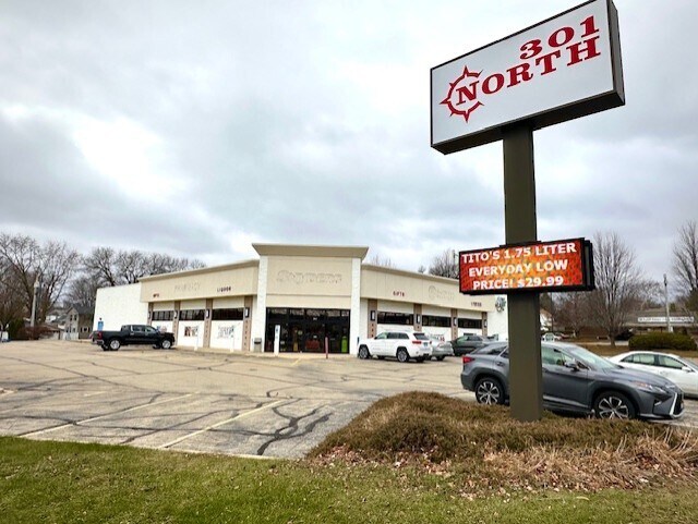 301 N Galena Ave, Dixon, IL for sale Primary Photo- Image 1 of 1