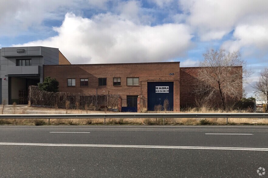 Calle Enrique Larreta, Segovia, Segovia to rent - Building Photo - Image 1 of 9