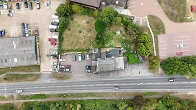 London Rd, West Kingsdown, KEN - Aerial  map view