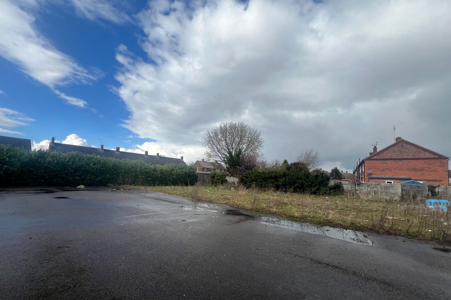 Hawthorn Close, Hertford for sale Primary Photo- Image 1 of 1