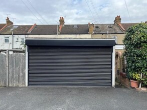 1172 London Rd, Leigh On Sea to rent Building Photo- Image 1 of 1