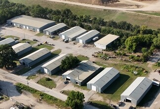 222 Valley Ln, Kennedale, TX to rent Building Photo- Image 1 of 1