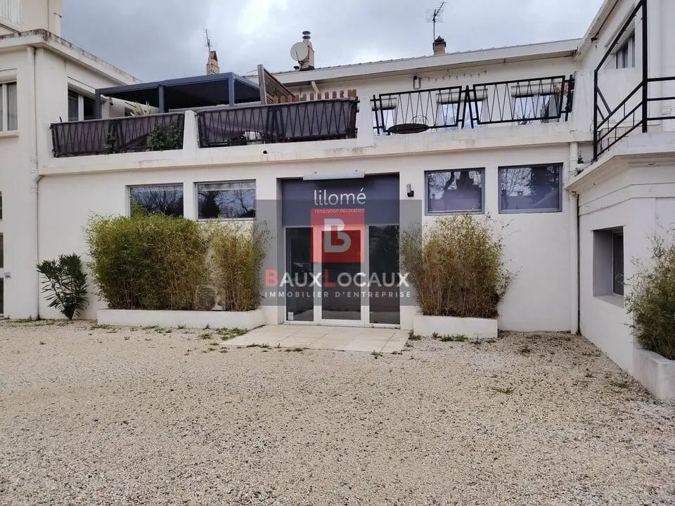 Location Bureaux 106 m² - Photo 1