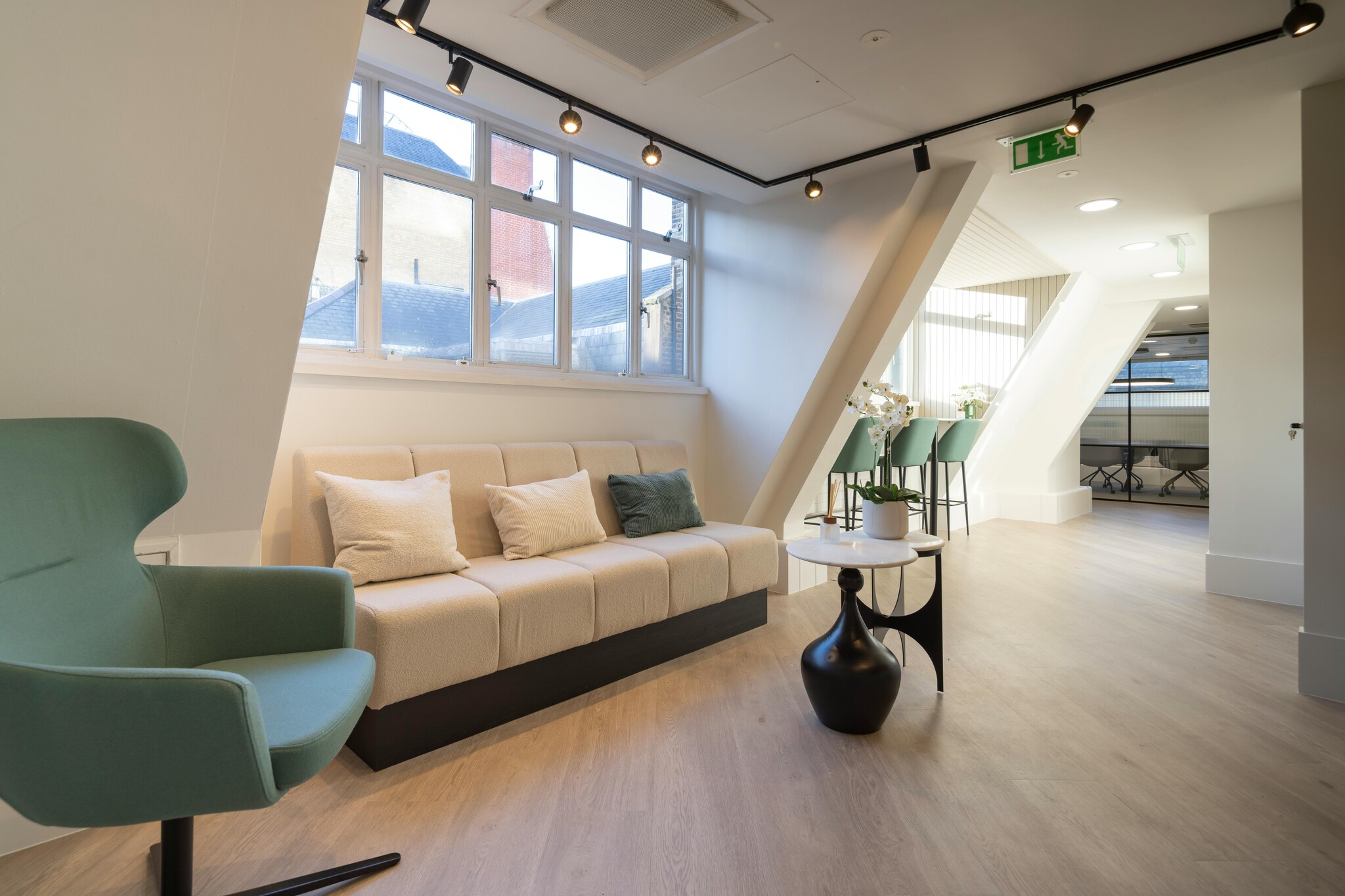 15 Basinghall St, London to rent Building Photo- Image 1 of 10