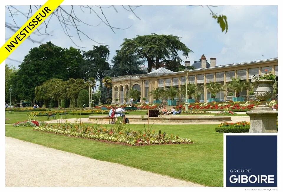 Retail in Rennes for sale Building Photo- Image 1 of 2