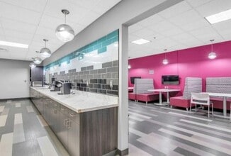 28405 Van Dyke Ave, Warren, MI to rent Interior Photo- Image 2 of 4