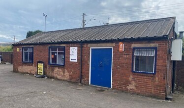 125 West Bromwich St, Oldbury for rent Building Photo- Image 1 of 4