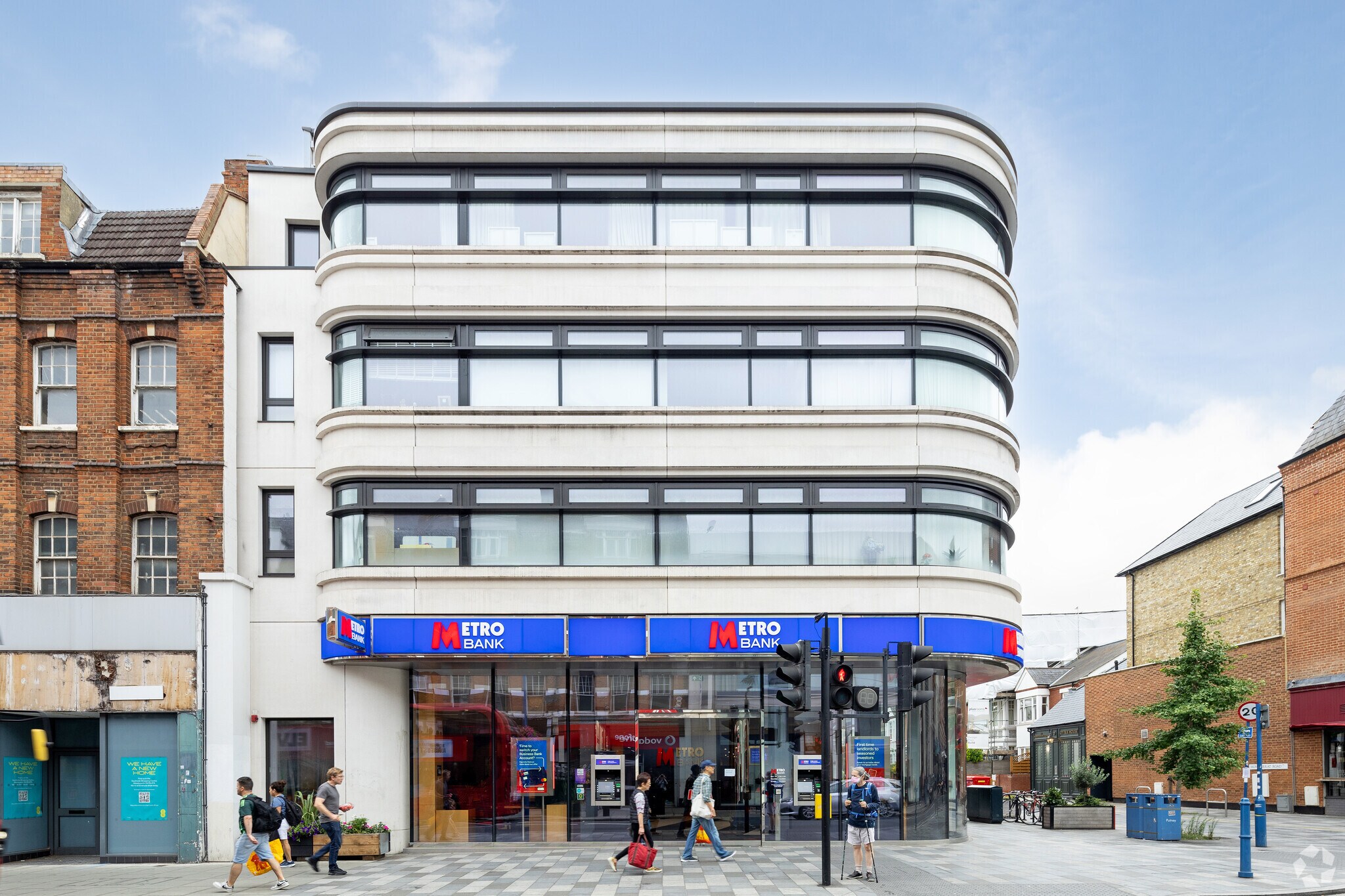 89-93 Putney High St, London for sale Primary Photo- Image 1 of 1