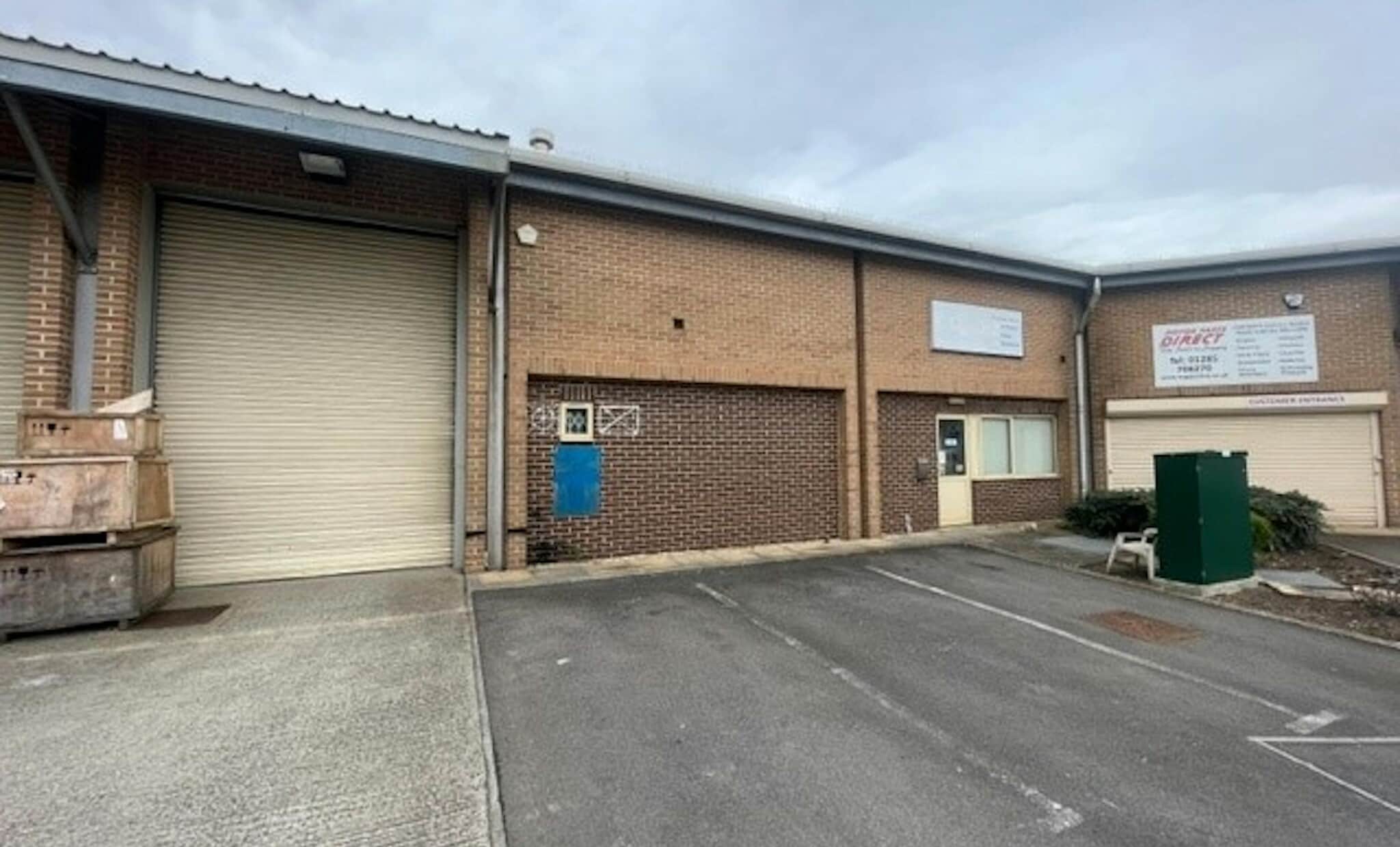 Chesterton Ln, Cirencester to rent Building Photo- Image 1 of 1