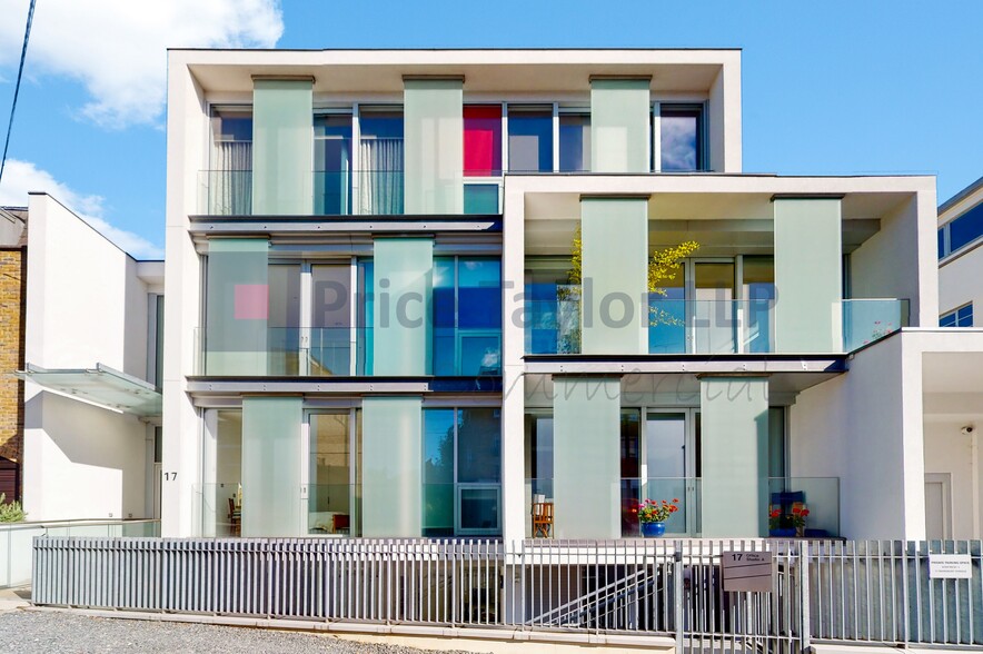 17 Barnsbury Terrace Ter, London for sale - Building Photo - Image 1 of 19