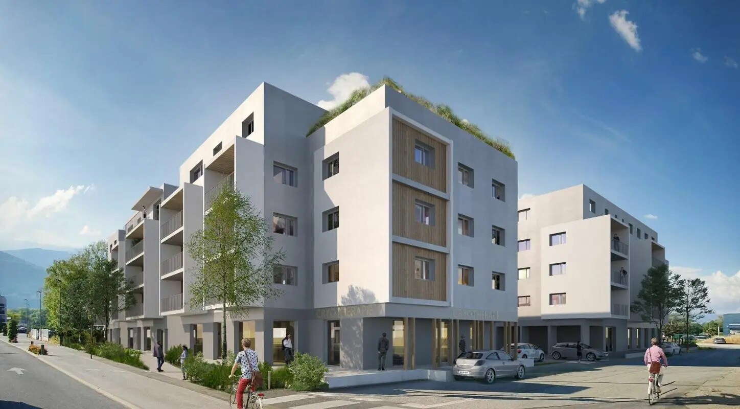 Retail in Crolles for sale Building Photo- Image 1 of 2